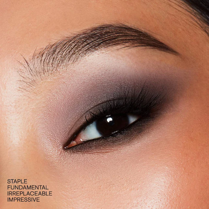 Major Dimension III Matte Eyeshadow Palette vista 2